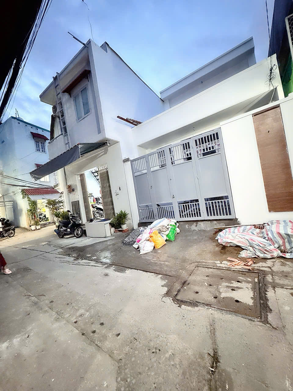 CHÍNH CHỦ 1 ĐỜI BÁN NHÀ 2 TẦNG LÊ VĂN LƯƠNG, P.TÂN HƯNG, Q7 - NGANG ĐẸP 5M*12M - HXH 7M THÔNG RA ĐƯỜNG SỐ TÂN QUY* LIÊN HỆ GIANG GIANG: 093.86.76.685-3