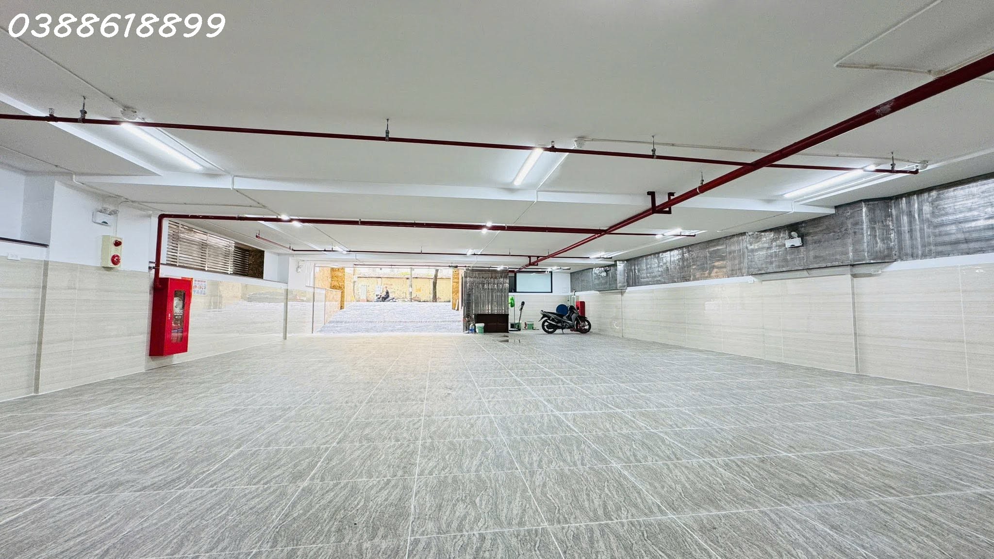 BÁN TÒA VĂN PHÒNG MẶT PHỐ NGUYỄN THỊ ĐỊNH - CẦU GIẤY - LÔ GÓC - DT 400 TR/TH - 360M² - 10 TẦNG - MT 12M - 325 TỶ