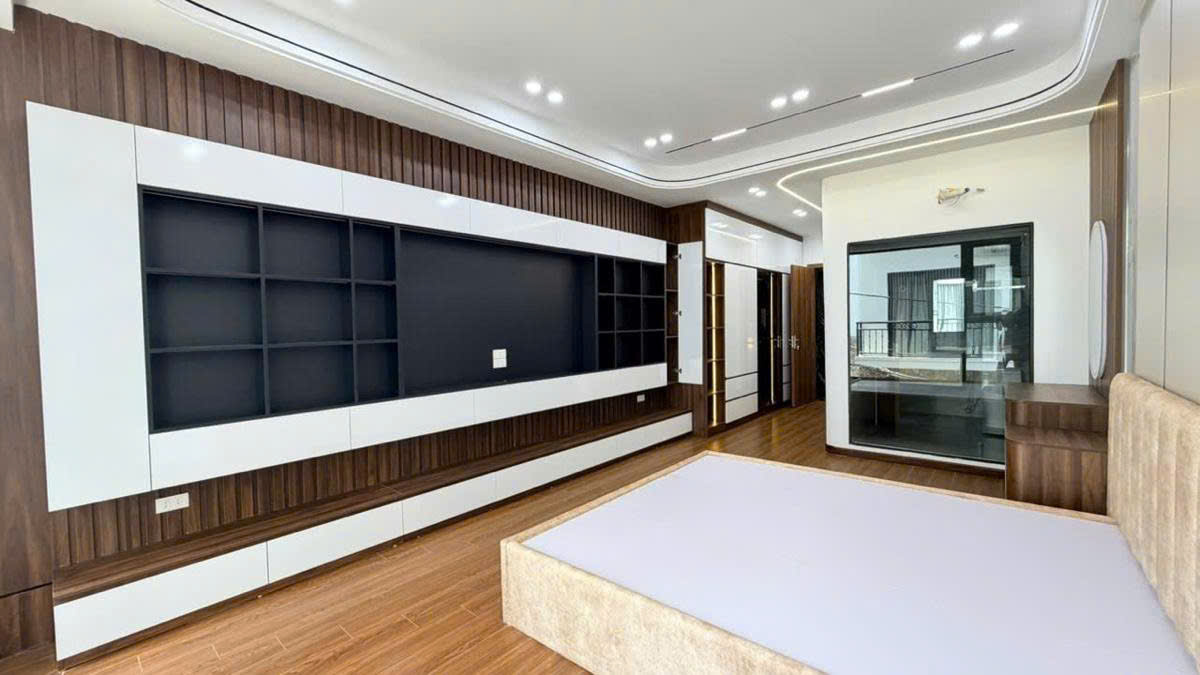 Bán nhà Phố Trạm 50m 6 tầng thang máy chân cầu Vĩnh Tuy nhỉnh 13 tỷ-3