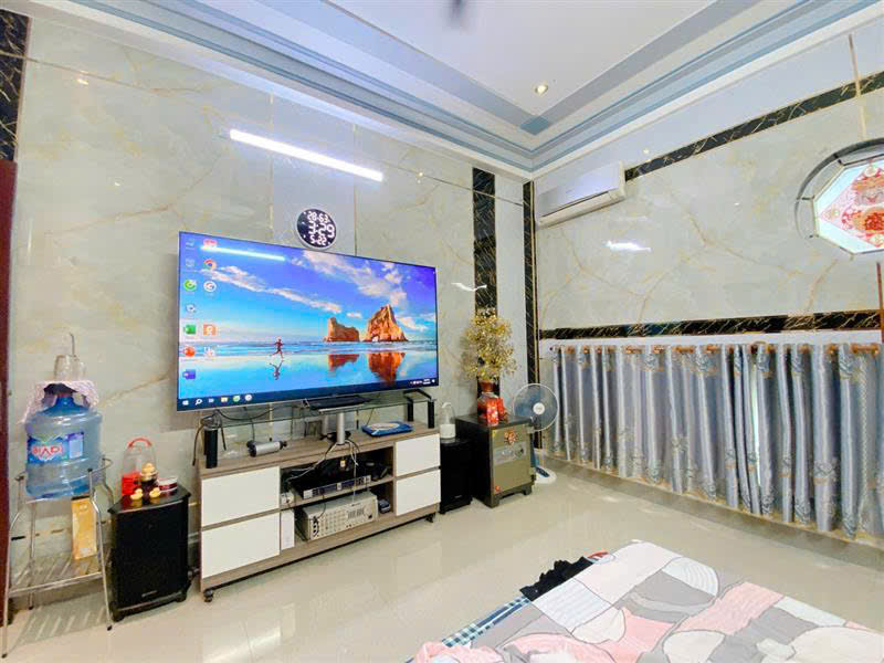NGUYỄN CHÍ THANH - GIÁP QUẬN 10 - GẦN NGUYỄN THỊ NHỎ - TẠ UYÊN - 4 TẦNG - 60M²