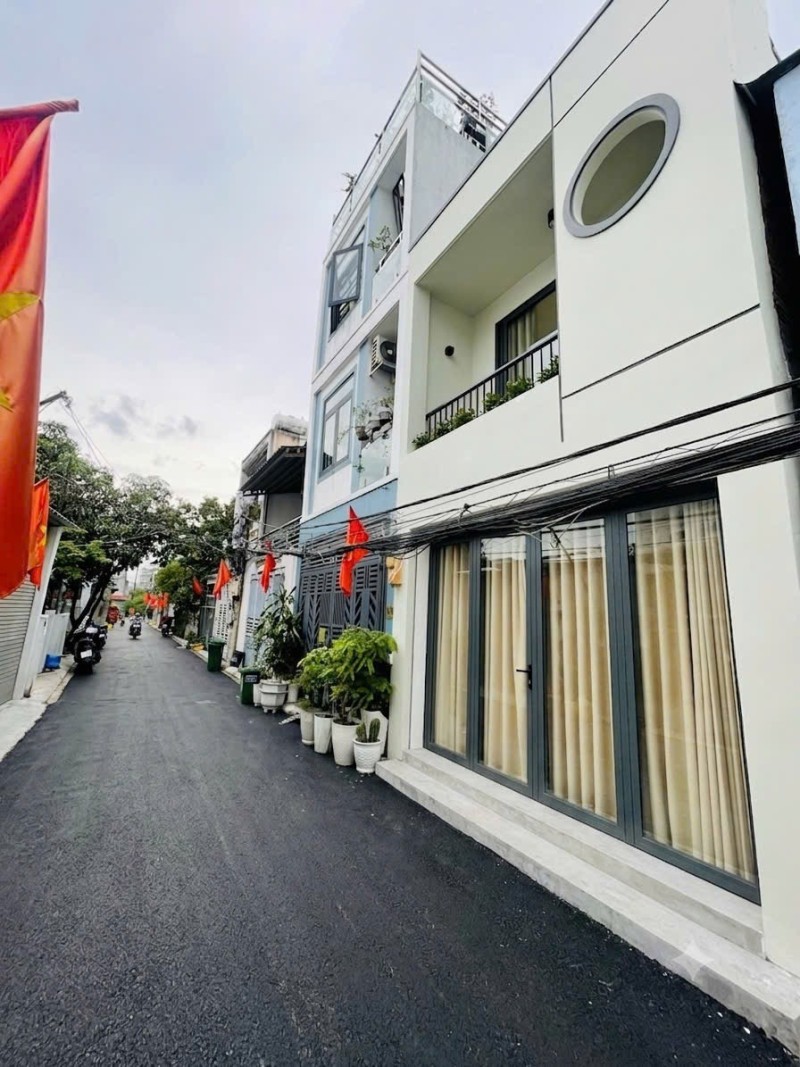 Bán nhà đường số 34, Linh Đông, Thủ Đức, TP HCM. DT 40m2, 2 tầng, sổ hồng riêng, giá 4.73  tỷ.-4