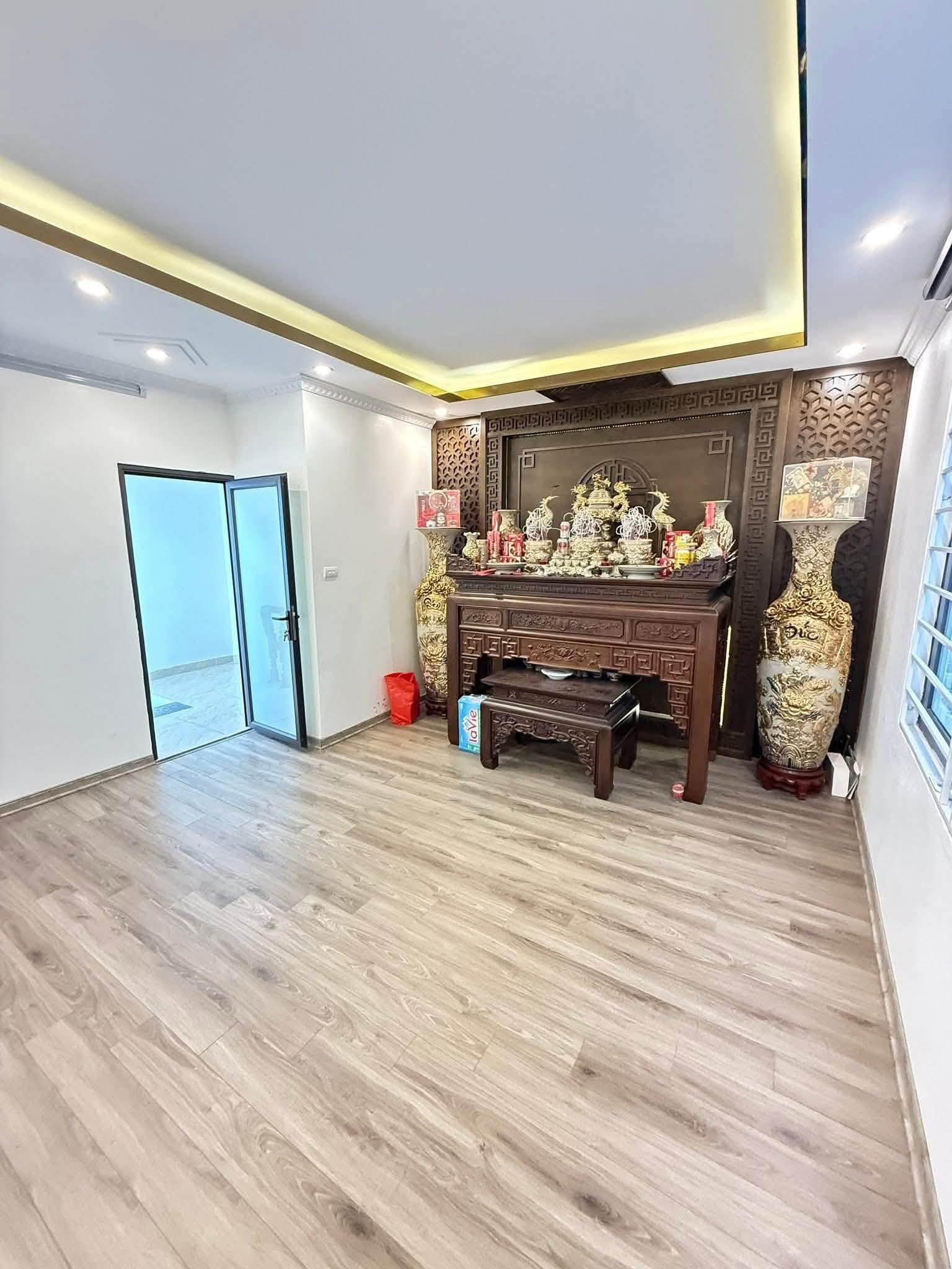 BÁN NHÀ PHỐ LÊ ĐỨC THỌ, 5 TẦNG MỚI TINH, DÂN XÂY TÂM HUYẾT, CHỈ 3 BƯỚC CHÂN RA PHỐ CHÍNH, 32M² CHỈ 7 TỶ