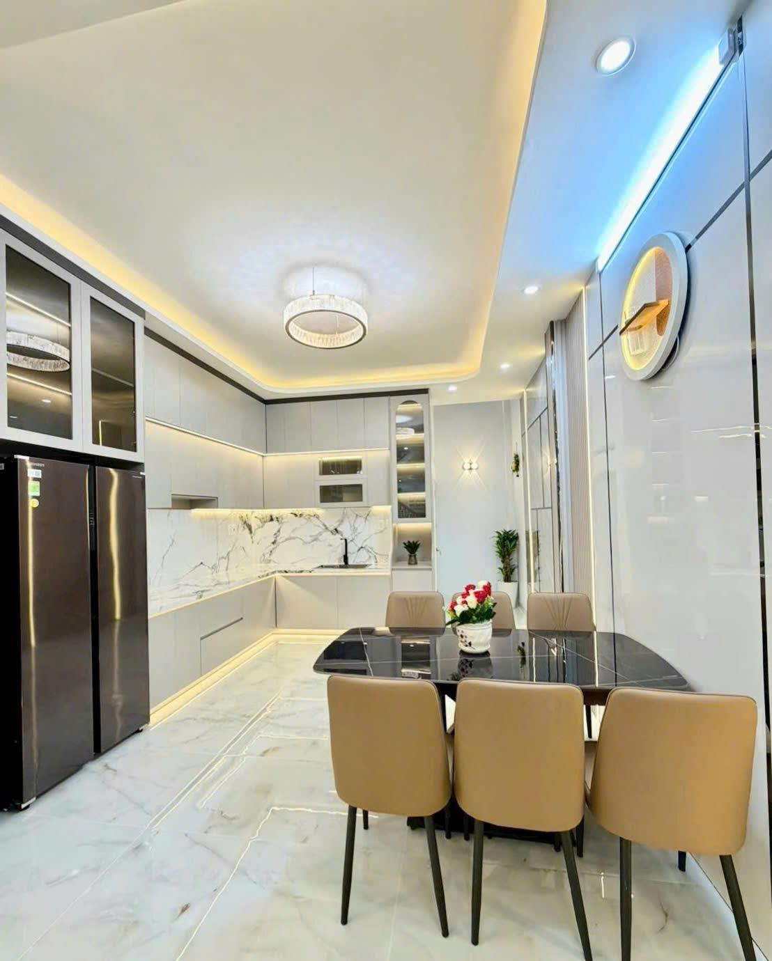 Nhà đẹp hẻm 1942 Huỳnh Tấn Phát, 4x14m, 5.8 tỷ, tặng nội thất tiền tỷ-3