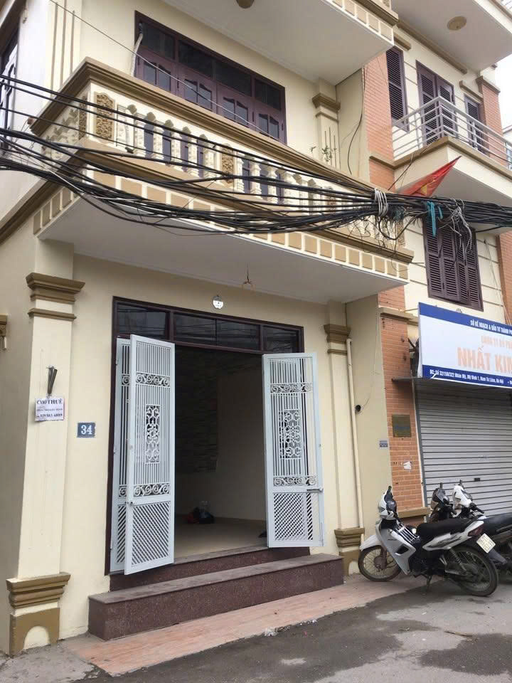 Cho thuê cửa hàng 25m2,ô tô đỗ cửa,hợp làm văn phòng,bánh mỳ,trà sữa số 34 Nhân Mỹ,Mỹ Đình