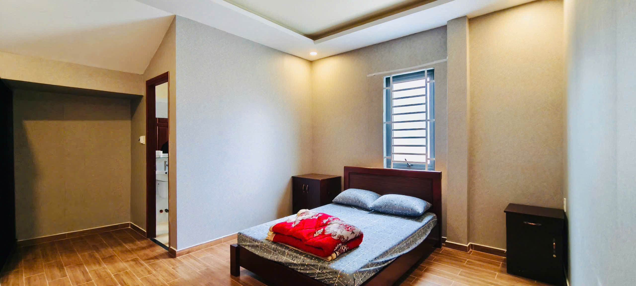 NHÀ 3 TẦNG FULL NỘI THẤT ĐƯỜNG LỮ GIA – GIÁ CHỈ 5,5 TỶ-4