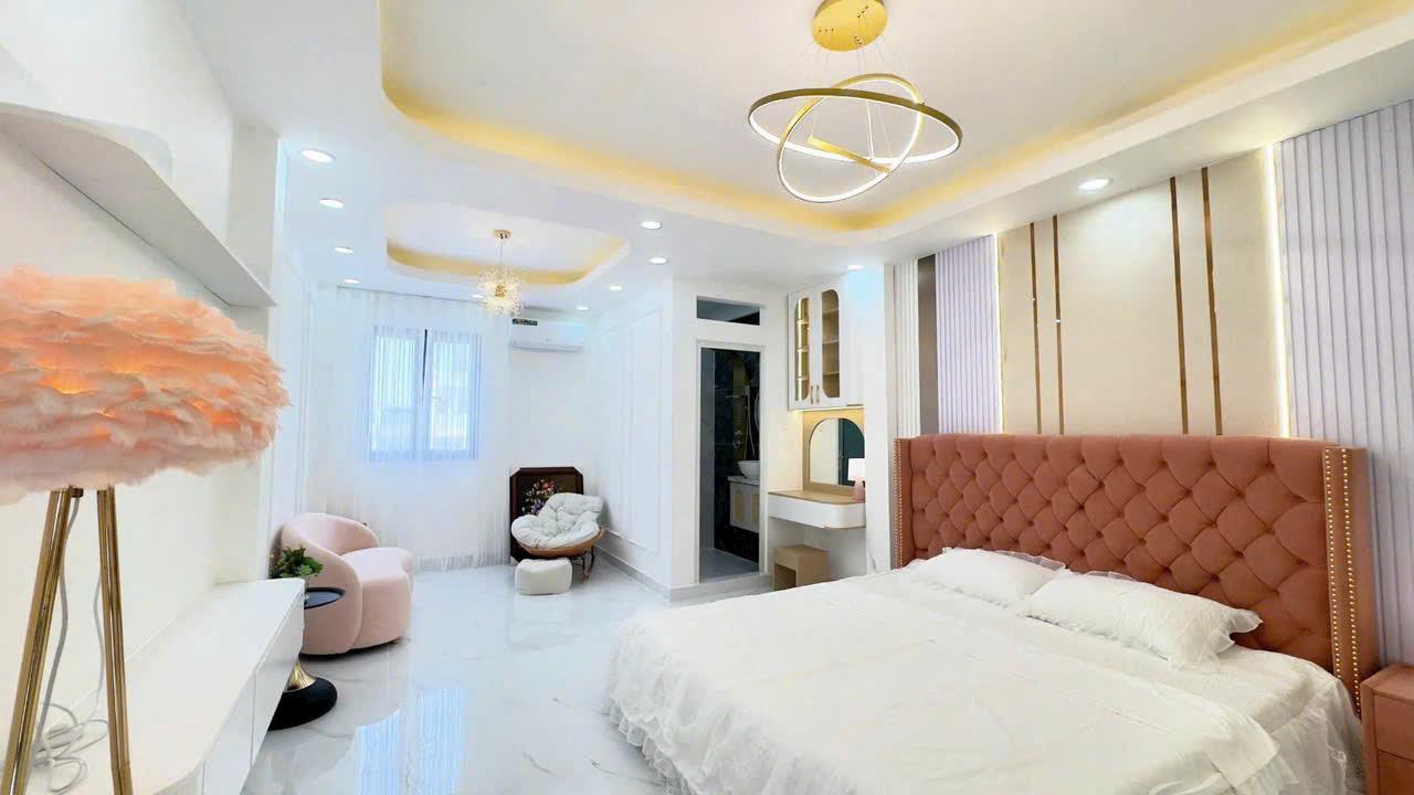 Nhà vừa ở vừa kinh doanh, hẻm xe hơi Huỳnh Tấn Phát, dân đông đúc
