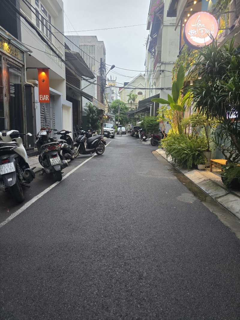 ♥ Sát MT Thái Phiên, đi bộ ra Bạch Đằng, 38m2, 2 tầng đúc còn mới, nhỉnh 4 tỷ