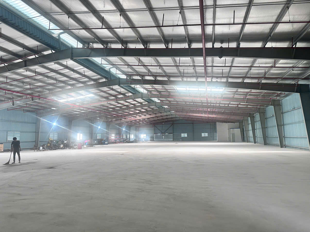 CHO THUÊ KHO XƯỞNG MỚI 3000m2 Tại ĐT 379 YÊN MỸ. HƯNG YÊN. Giá Chỉ 70k/m2-3