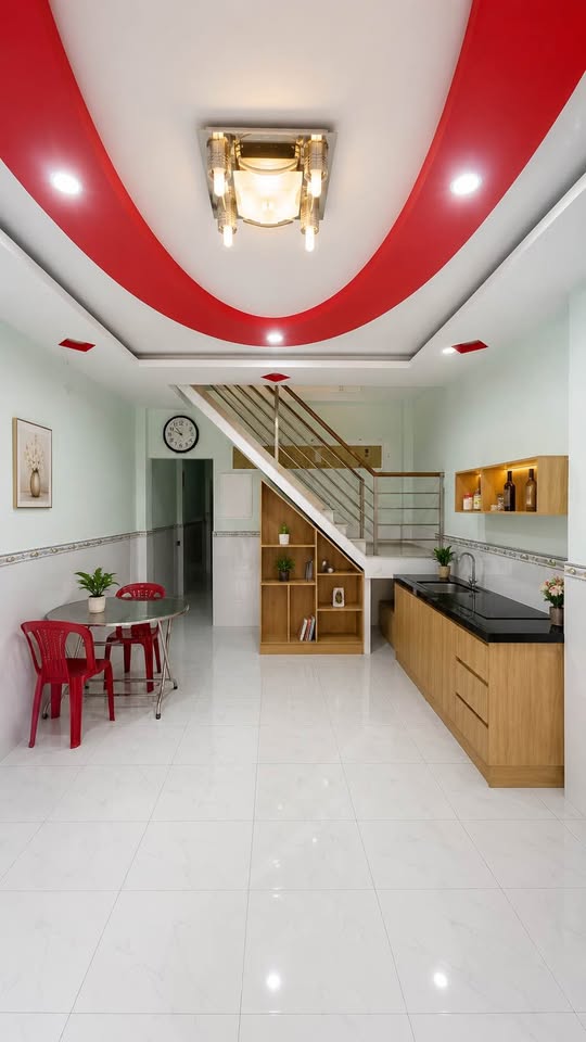 Bán nhà hẻm xe hơi thông gần ngã 4 Âu Cơ – Lạc Long Quân, 121m², giá chỉ 10 tỷ