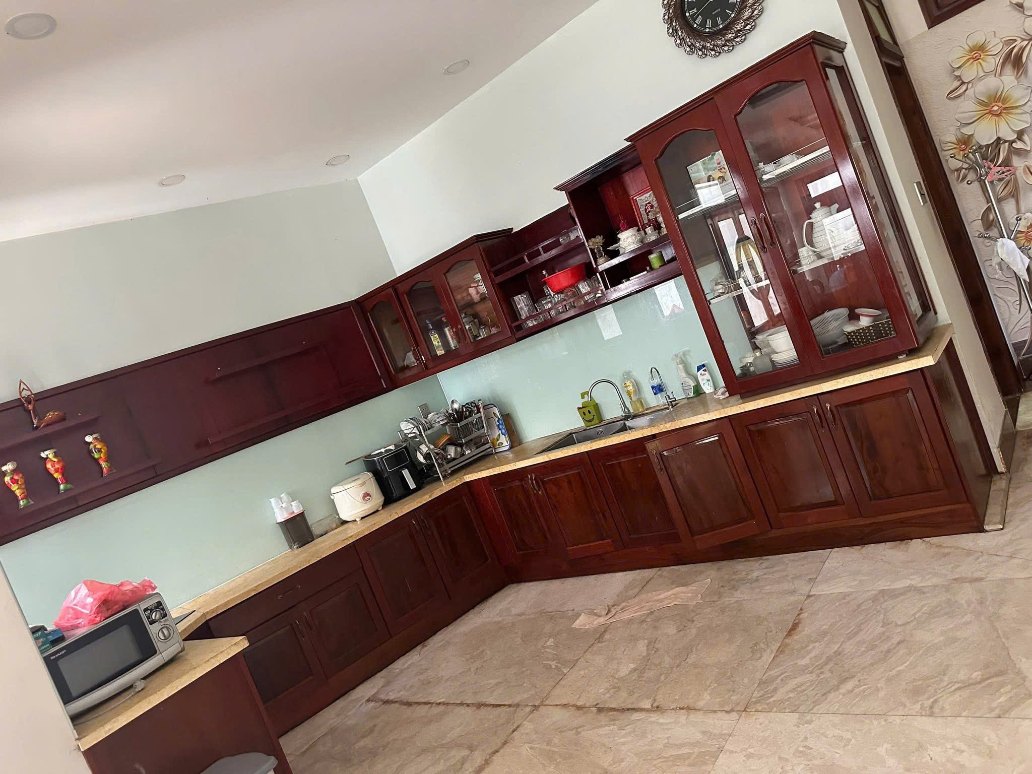 Cho thuê nhà mặt tiền Núi Thành Hải Châu Đà Nẵng dt đất 300m² – giá chỉ 30 tr