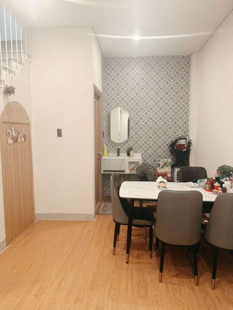 ♣ 30m ra MT Thái Phiên, đi bộ ra Bạch Đằng, 38m2, 2 tầng đúc còn mới, nhỉnh 4 tỷ-3