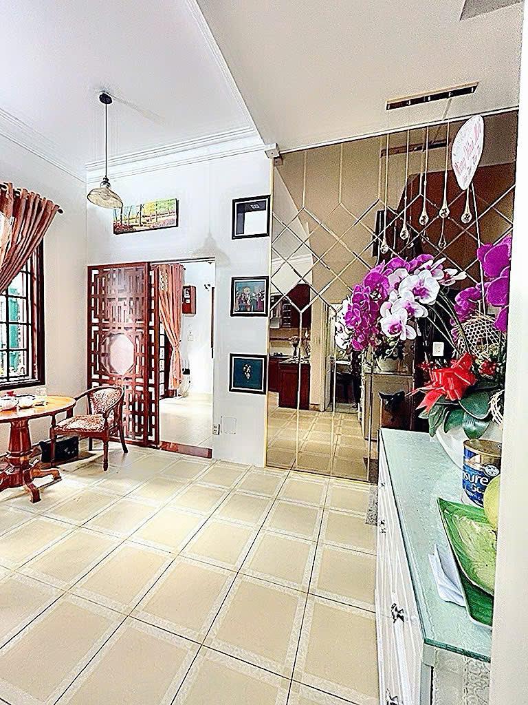 BÁN BIẸT THỰ MINI KIẾN TRÚC KIỂU PHÁP ĐẸP & SANG CHẢNH Đ.ĐẶNG DUNG, QUẬN 1 - NGANG LỚN 7M*8M* LIÊN HỆ GIANG GIANG: 093.86.76.685-3