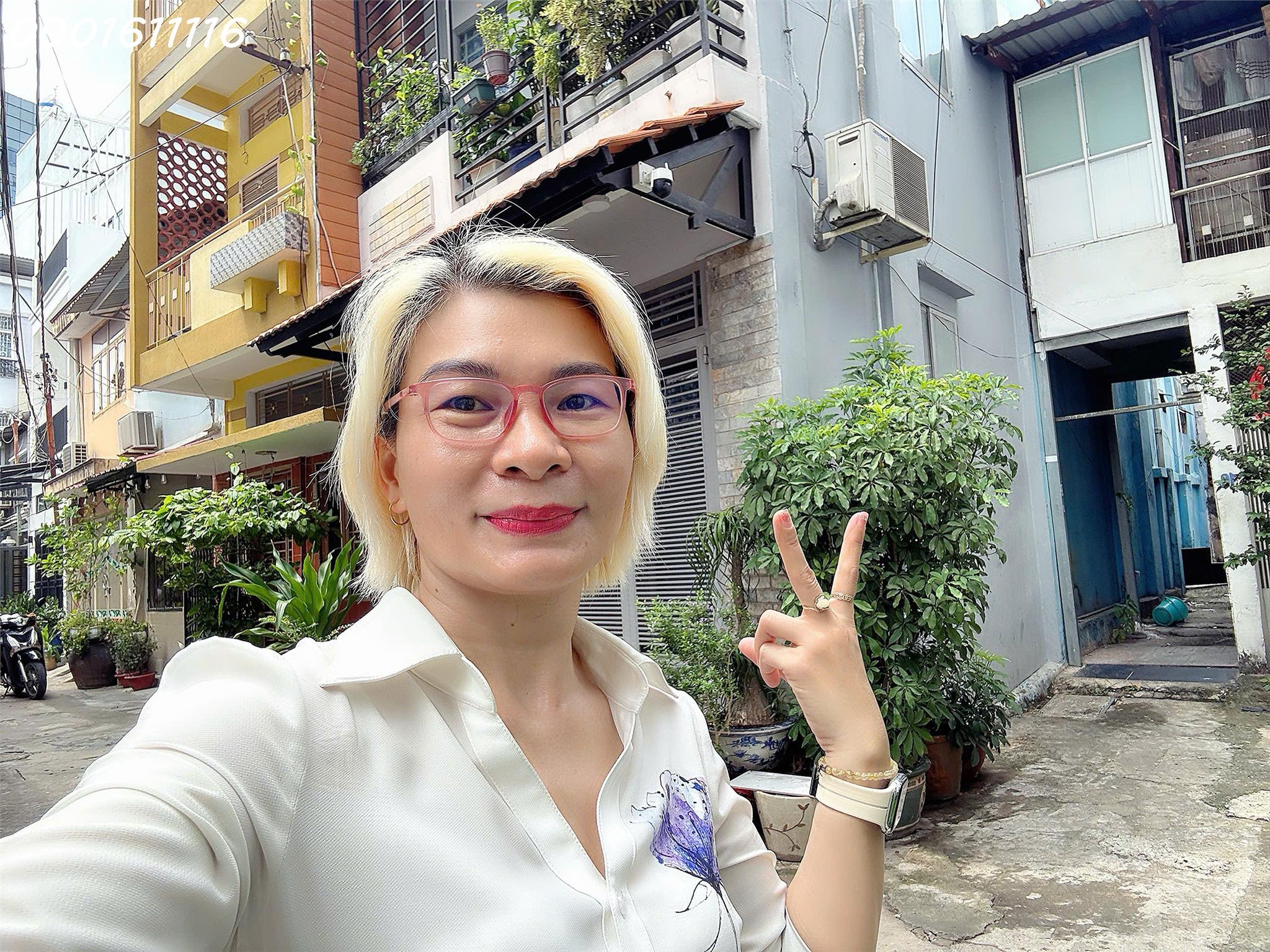 HIẾM NHÀ BÁN - CHÍNH CHỦ BÁN NHÀ MẶT TIỀN ĐƯỜNG PHAN TÔN, QUẬN 1 - CĂN GÓC 2 MẶT TIỀN ĐẸP * Liên hệ GIANG GIANG: 093.86.76.685
