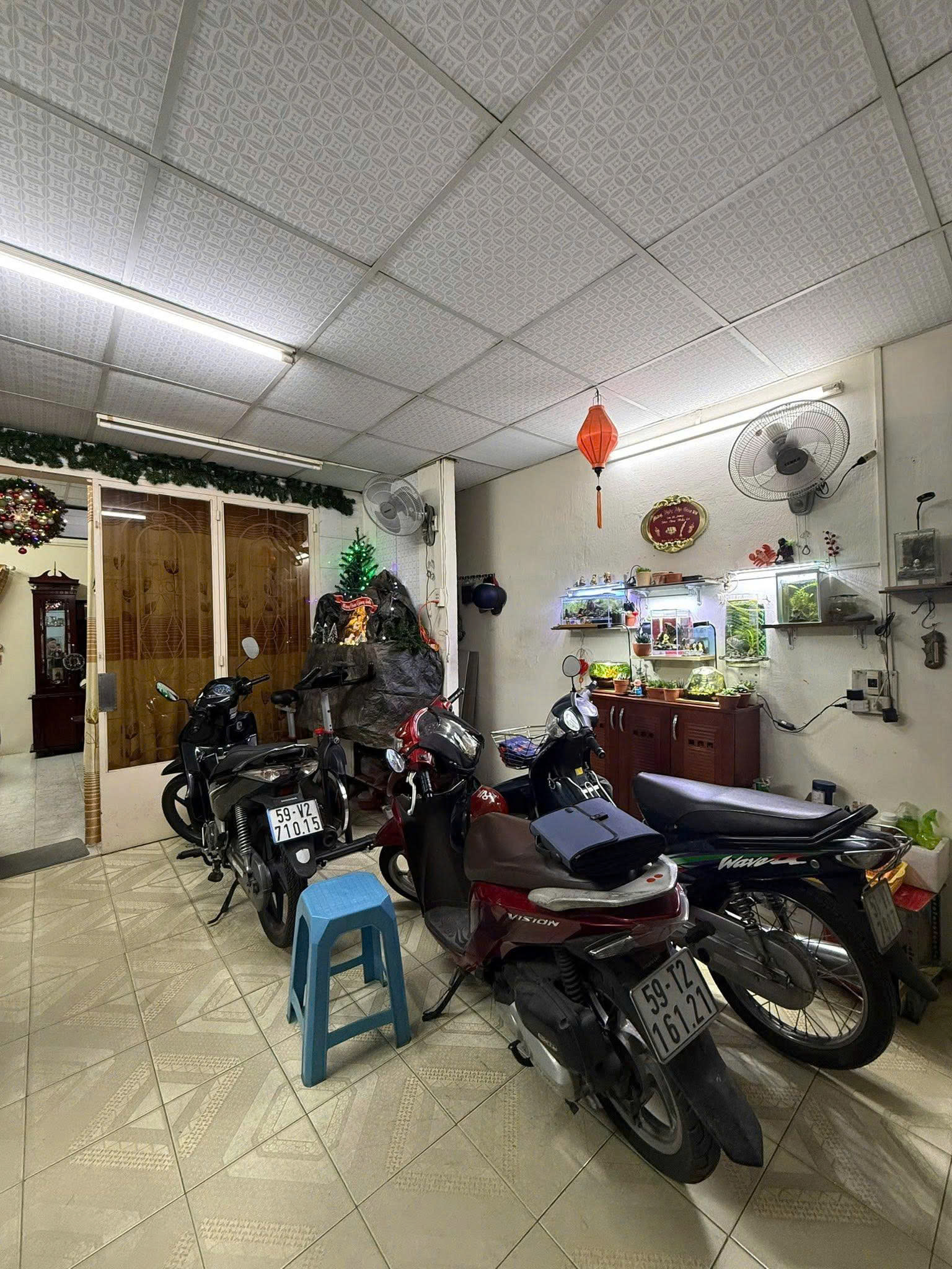 Bán nhà Mặt tiền Nguyễn Tuân -  giao Nguyễn Thái Sơn, 4,6x19m. Cấp 4, 1 đời chủ, 12,6 tỷ.