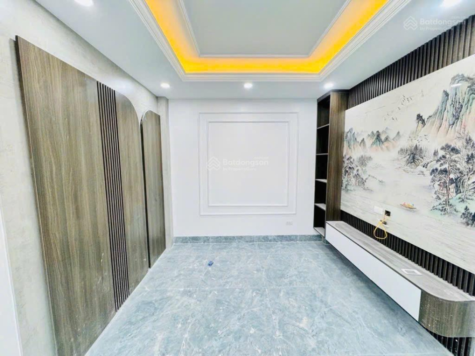 Cùng với sự phát triển của mạng xã hội, các website mua bán nhà đất cũng mọc