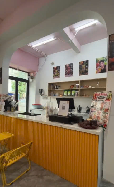 NHƯỢNG QUÁN CAFE TẠI  VINHOMES GREEN PARK