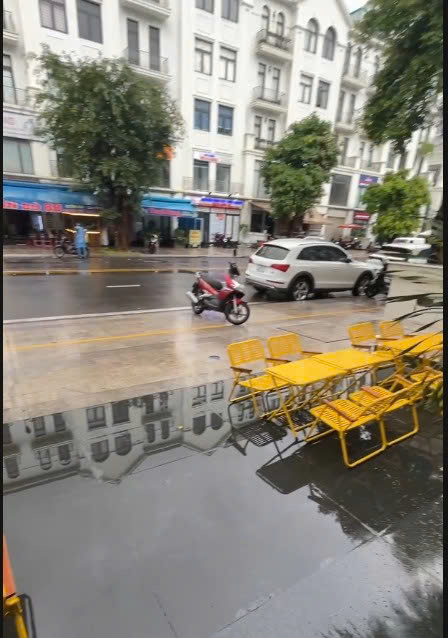 NHƯỢNG QUÁN CAFE TẠI  VINHOMES GREEN PARK-3