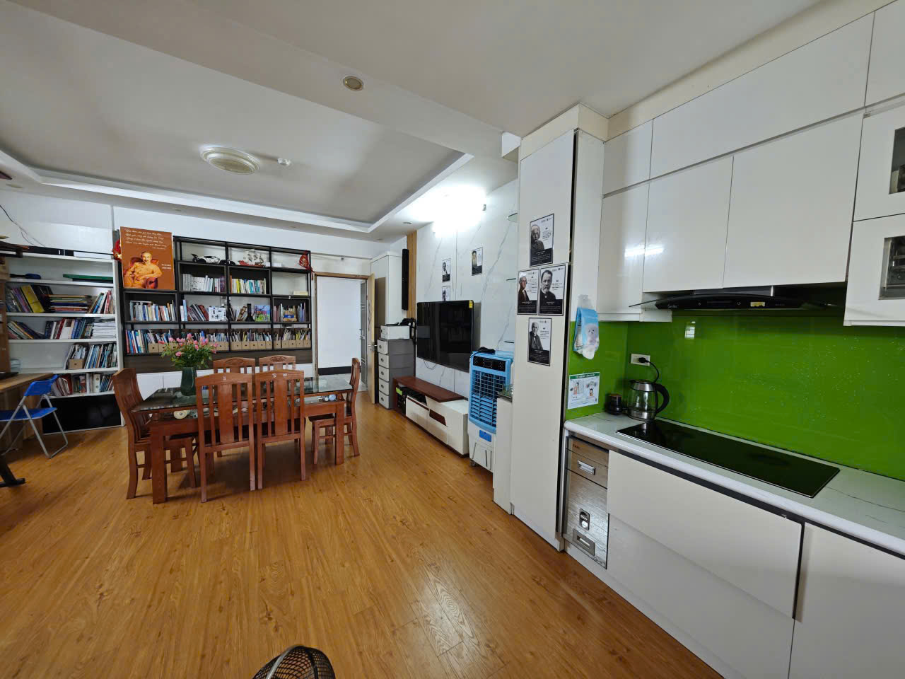 Bán căn góc 2 ngủ, 76 m2, khu 06 tòa cũ, khu đô thị Thanh Hà, Hà đông Hà Nội