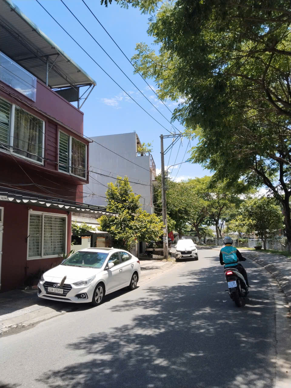 Hot. Nhà lô góc Yên Khê 2 - Gần 80m2 - 3 tầng kiên cố - Vừa ở vừa kinh doanh cực đỉnh
