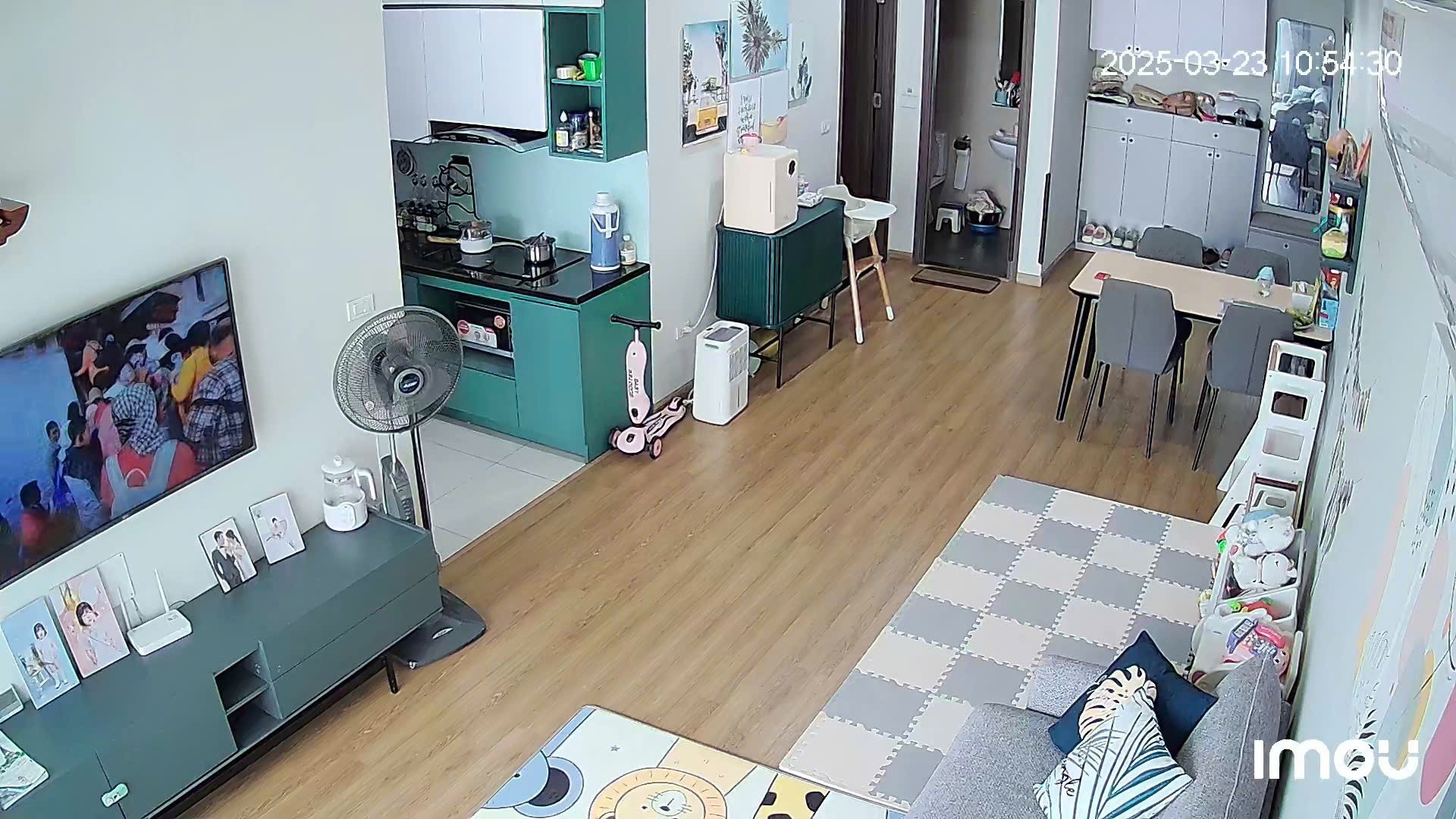Chính chủ bán CC 2PN, 76m2, 6,2 tỷ tại Rose Town 79 Ngọc Hồi, sẵn sổ, full đồ (giá thương lượng)