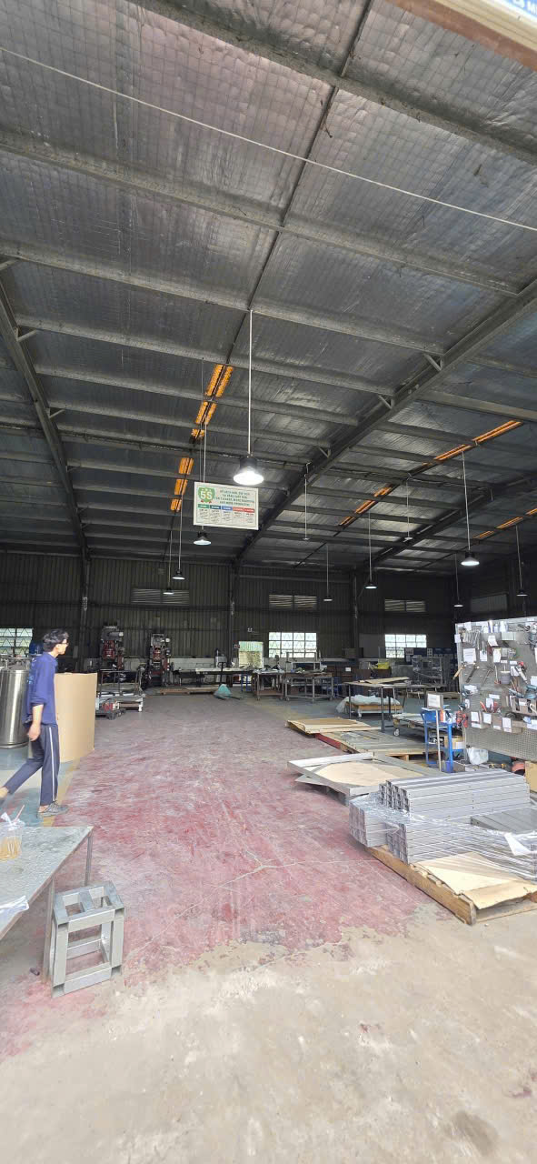cho thuê nhà xưởng với kết cấu kiên cố, thu hút SX nhiều ngành nghề, trống xưởng