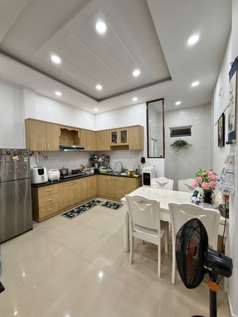 Bán nhà 3 tầng Quốc Lộ 13, Hiệp Bình Phước, Thủ Đức, 56m2, 3PN, Sổ hồng riêng, giá 7,45  tỷ.-1