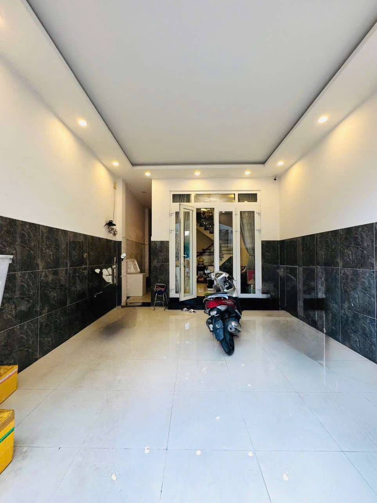 [H2620*] Nhà đẹp ô tô ngủ trong nhà sát Phạm Văn Đồng giá sập hầm 12.x tỷ