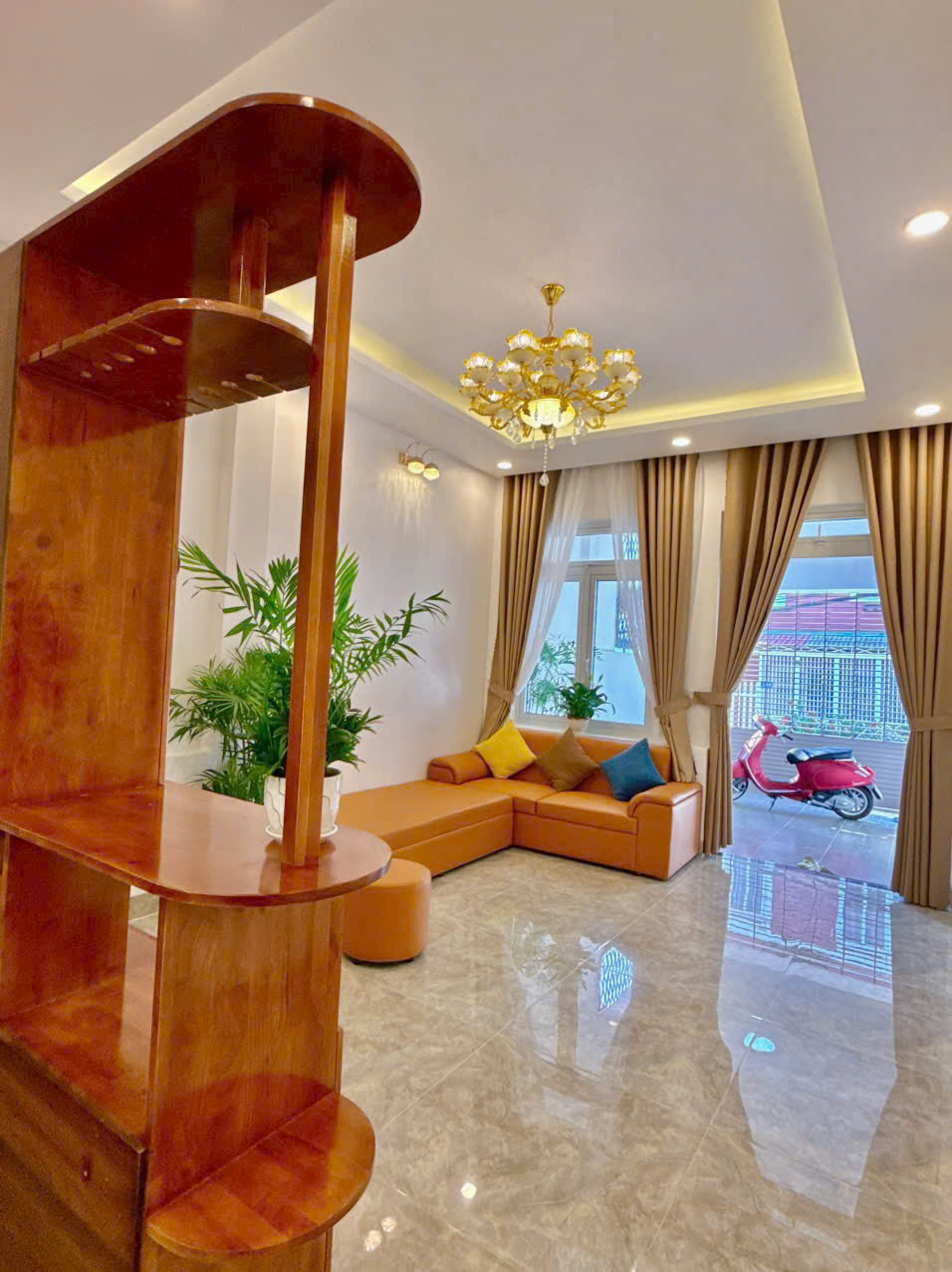 HIẾM TRONG PHÂN KHÚC – NHÀ 2 MẶT THOÁNG, GARA Ô TÔ, NỘI THẤT GỖ CAO CẤP GẦN CHỢ NGÔ QUYỀN-4