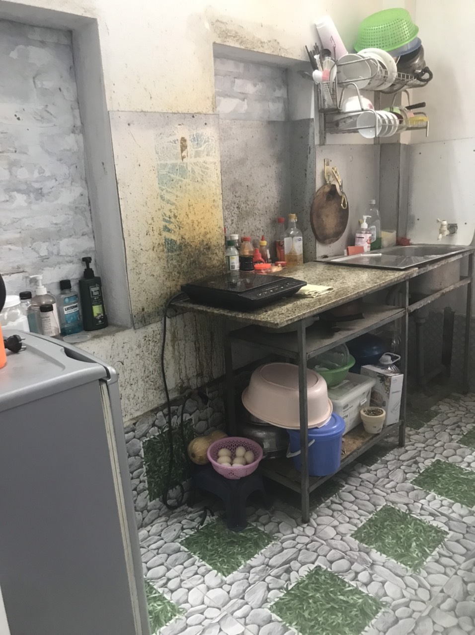 Cho thuê phòng ở đẹp an ninh tốt rộng 25 m2 bếp nấu ăn riêng tại nhà mặt phố Bùi Xương Trạch, Thanh Xuân