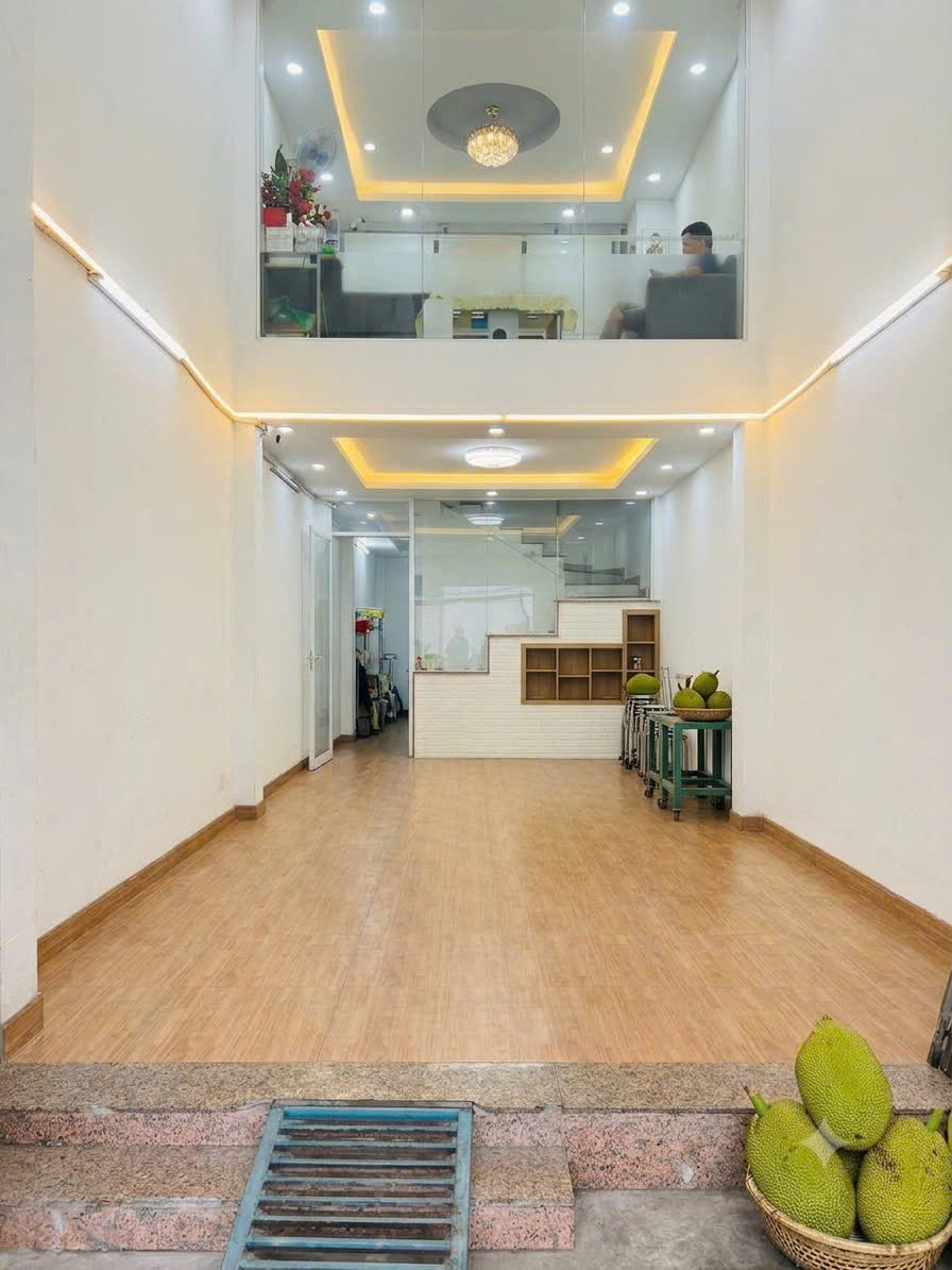 Đường 8m Xe Tải Thông  Sát Mặt Tiền Thoại Ngọc Hầu  - Gần 80m2 - 4 Tầng- 9.3 Tỷ Thương Lượng