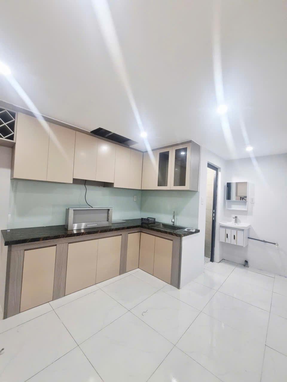 HƠN 4 TỶ CÓ NGAY NHÀ HẺM XE HƠI PHAN VĂN HỚN QUÂN 12-4