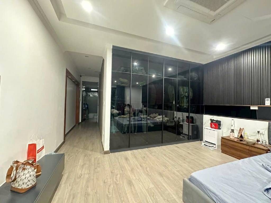 BÁN NHÀ VIỆT HƯNG 75M2- 6 TẦNG THANG MÁY- Ô TÔ TRÁNH ĐỖ- NHỈNH 20 TỶ