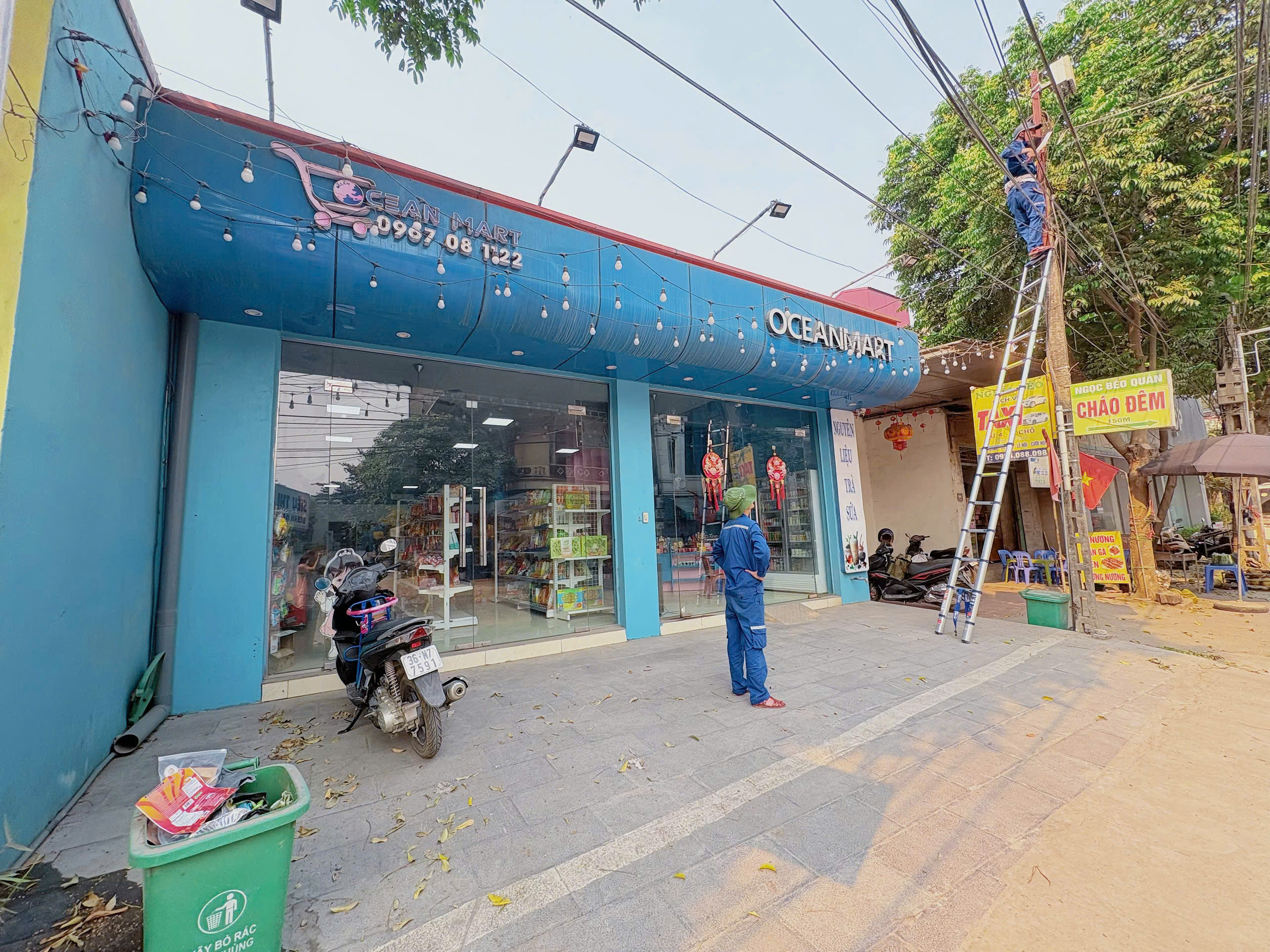 CẦN CHO THUÊ MẶT BẰNG RỘNG gần 400m2 NGAY TRUNG TÂM PHỐ KIỂU - QUỐC LỘ 45 NƠI KINH DOANH SẦM XUẤT NHẤT HUYỆN YÊN ĐỊNH