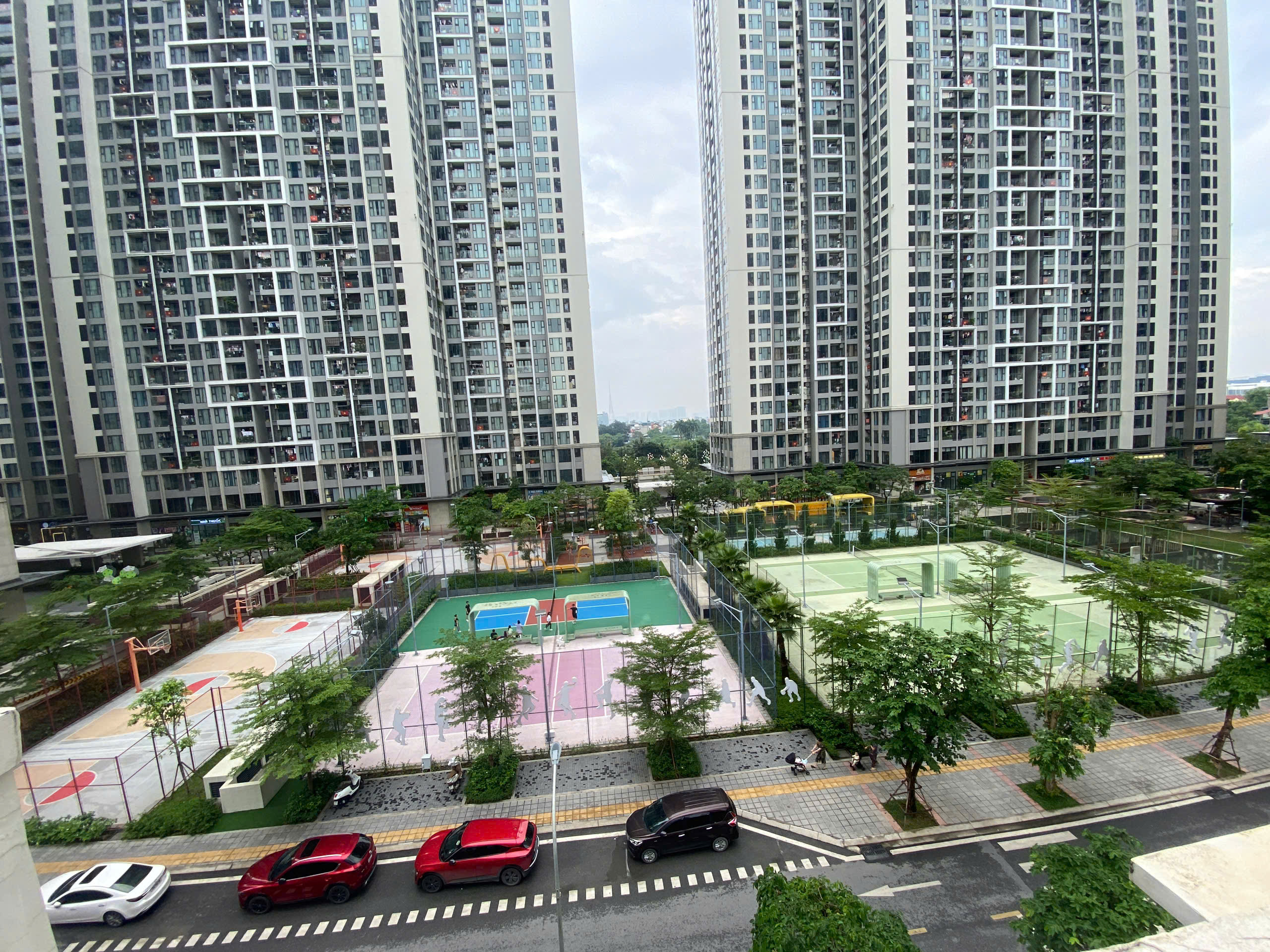 Chính chủ cho thuê shop chân đế TMDV Vinhomes Smart City Vị trí đẹp, nằm giữa Tonkin – Masteri West Heights – The Canopy