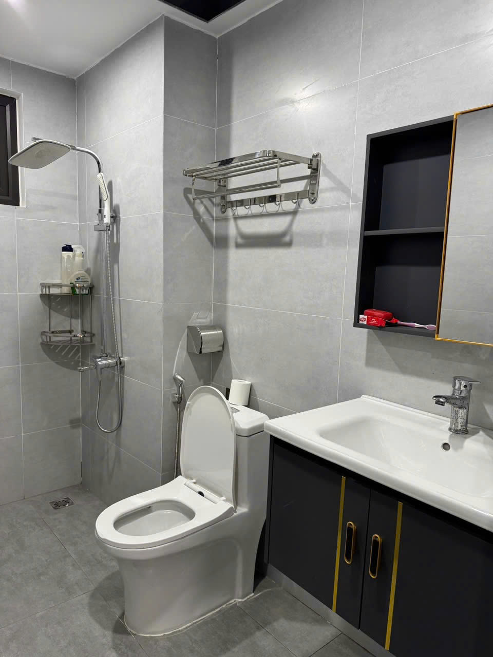 BÁN NHÀ 4 TẦNG Ô TÔ VÀO NHÀ – CÁT THUẾ, AN KHÁNH, HOÀI ĐỨC, HÀ NỘI  – FULL NỘI THẤT CAO CẤP- 6 TỶ-4