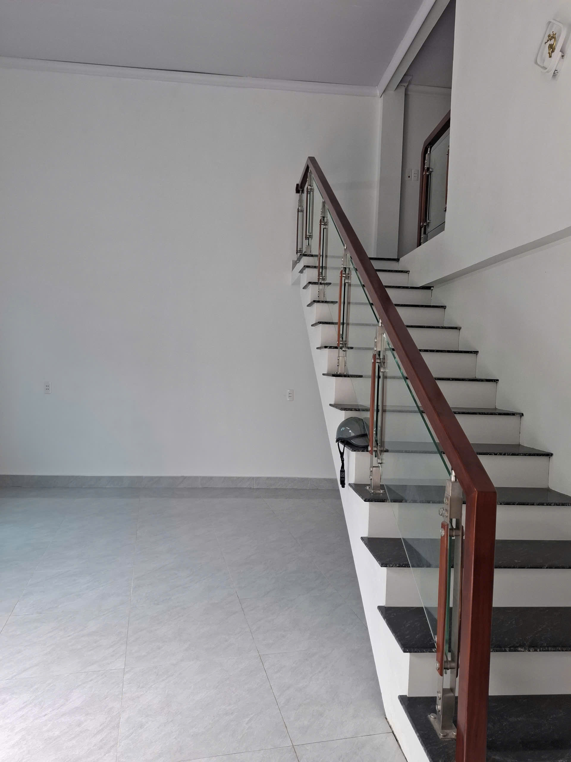 CHÍNH CHỦ BÁN NHÀ PHƯỜNG AN TƯỜNG – TP. TUYÊN QUANG  NGÕ Ô TÔ THÔNG THOÁNG, GẦN ĐƯỜNG SÔNG LÔ  GIÁ 2,XXX TỶ-3