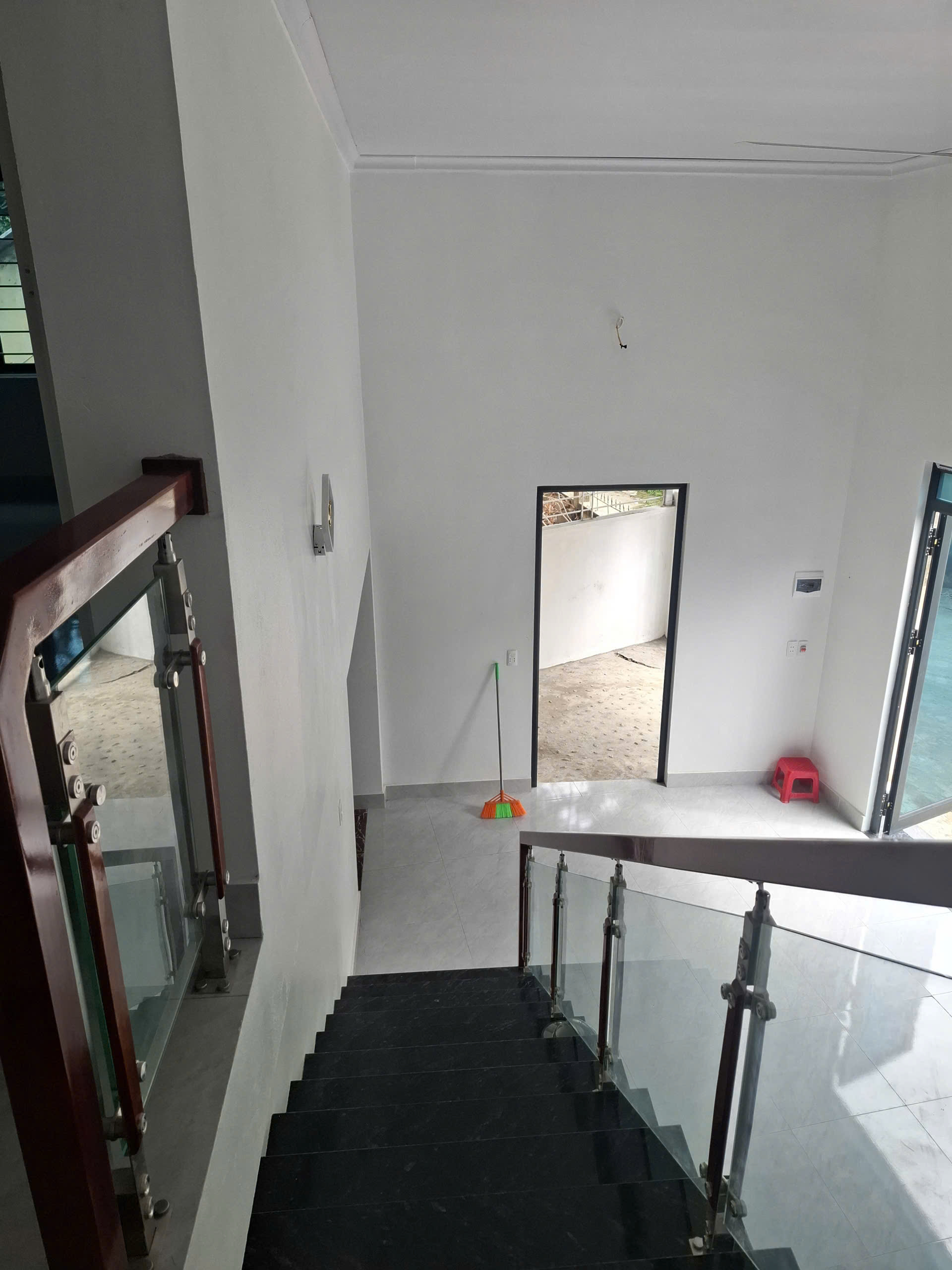 CHÍNH CHỦ BÁN NHÀ PHƯỜNG AN TƯỜNG – TP. TUYÊN QUANG  NGÕ Ô TÔ THÔNG THOÁNG, GẦN ĐƯỜNG SÔNG LÔ  GIÁ 2,XXX TỶ-4