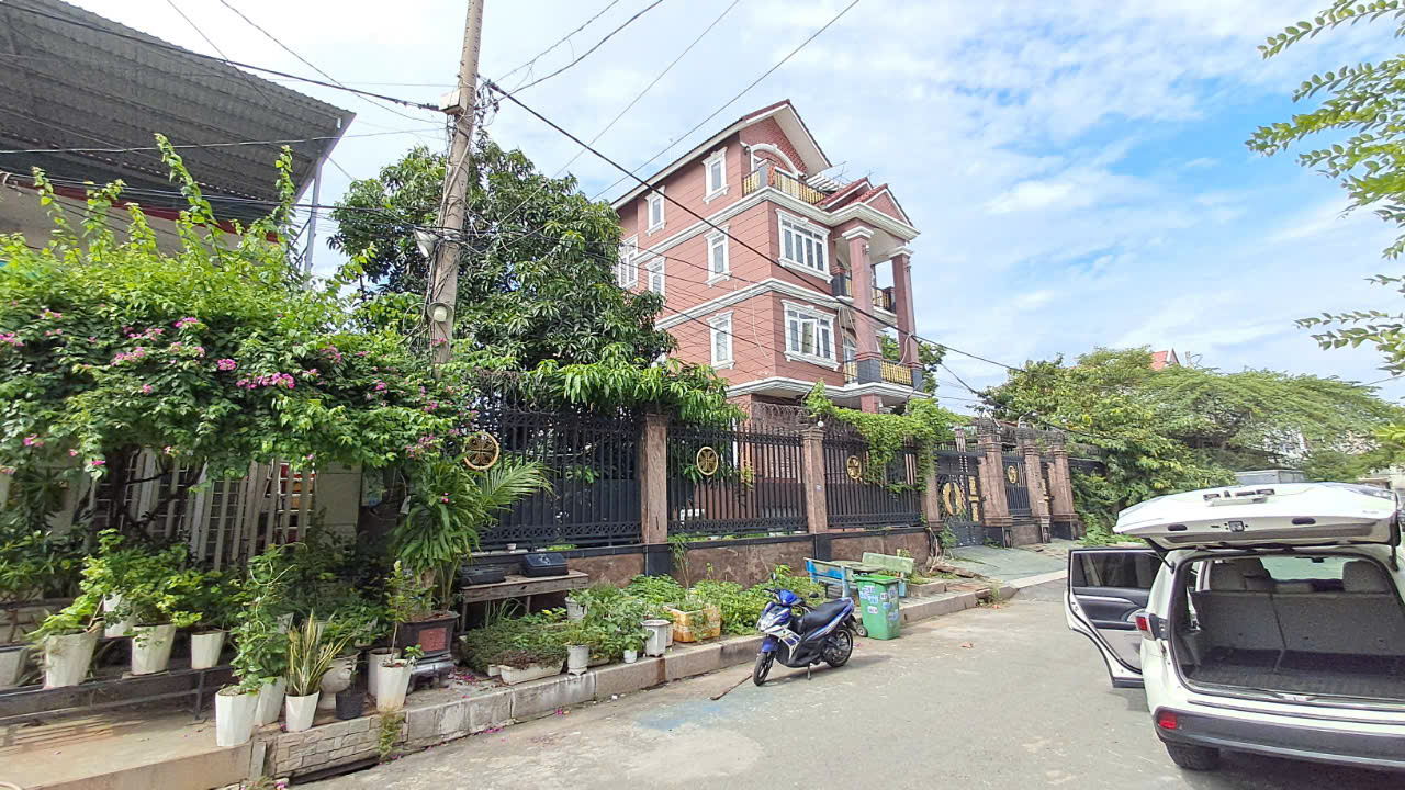Bán Đất Tặng Nhà Biệt Thự 4 Tầng Quốc Lộ 13 Cũ, Hiệp Bình Phước, Thành Phố Thủ Đức-4