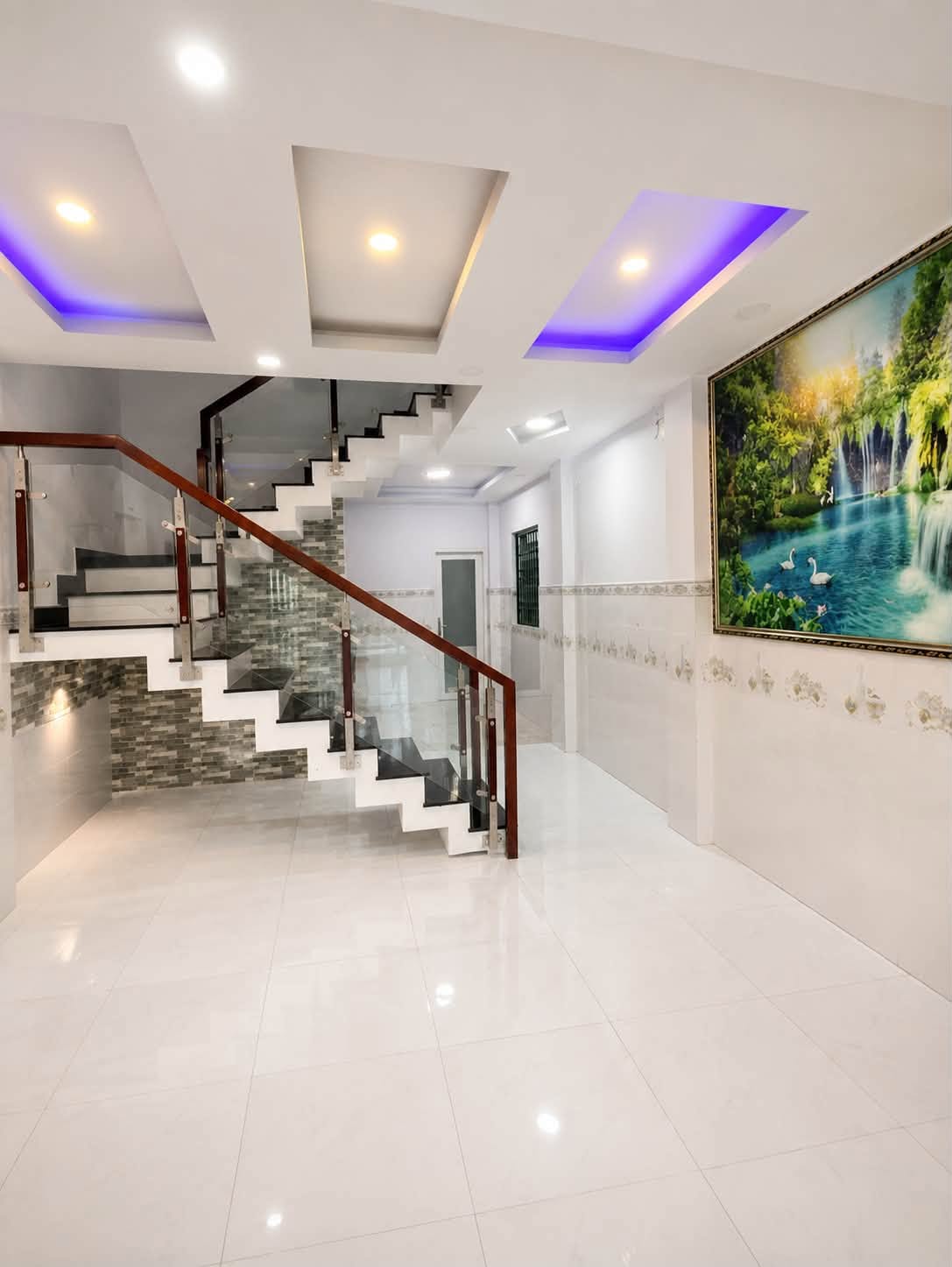 BÁN NHÀ HẺM 9M PHAN ĐĂNG GIẢNG, 5X23M, SÁT KCN, THÍCH HỢP XÂY CHDV, CHỈ 9.X