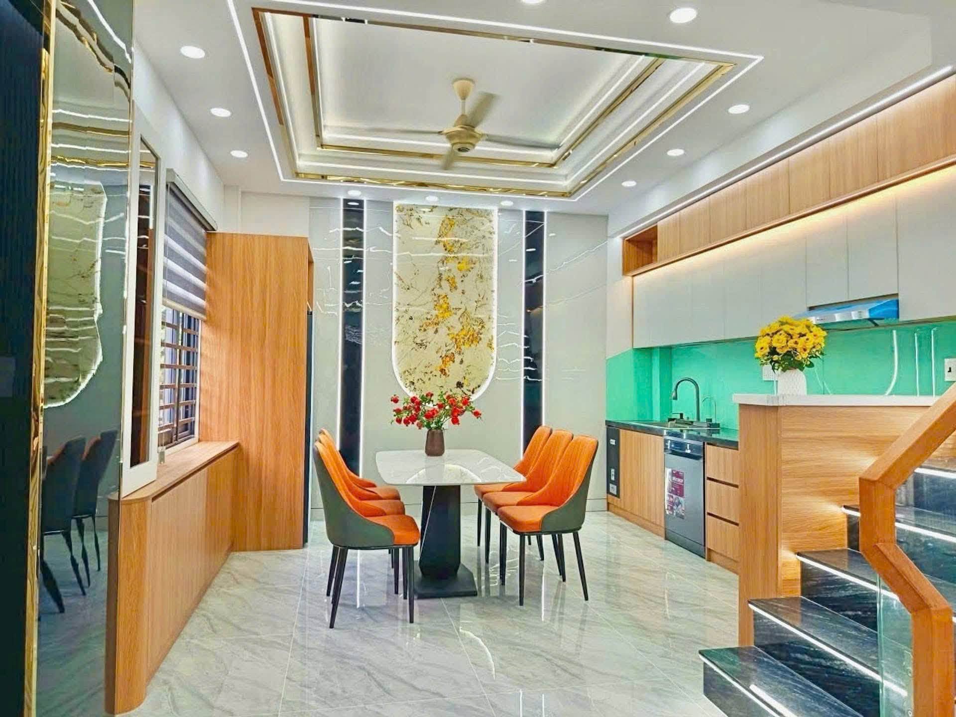 NHÀ HẼM XE HƠI  TAM BÌNH DIỆN TÍCH 56m2 GIÁ CHỈ 6 TỶ TL