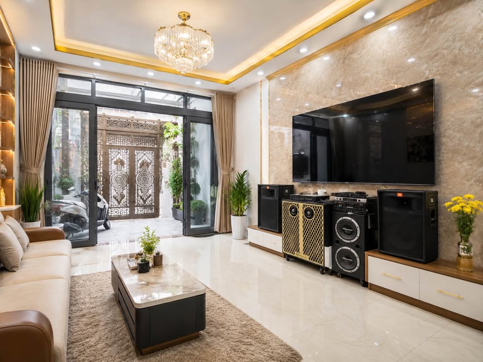 BÁN NHÀ LUỸ BÁN BÍCH - HẺM 4C ĐỖ CỬA - 82M² NGANG 4.3M NỞ HẬU - 3 TẦNG - 4PN GIÁ 7.X