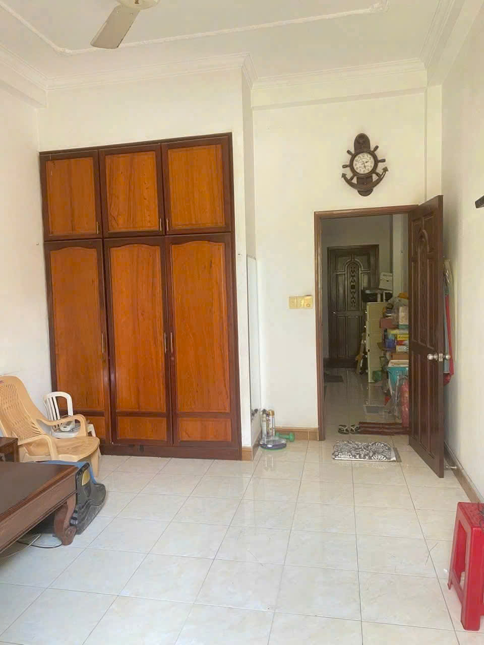 Nhà đẹp ngay trường Võ Văn Kiệt P13Q8 P.Phú Định