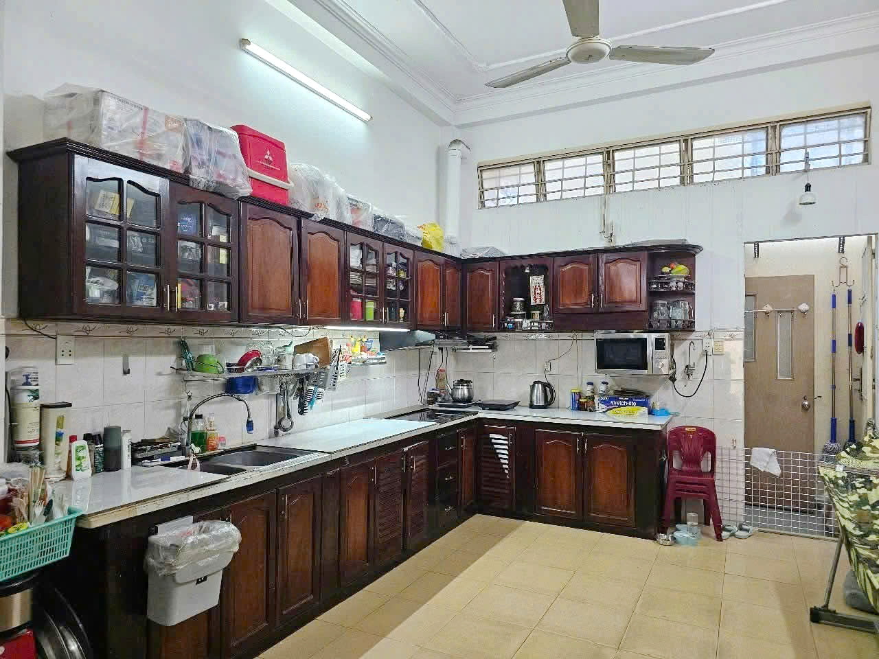 Nhà đẹp ngay trường Võ Văn Kiệt P13Q8 P.Phú Định