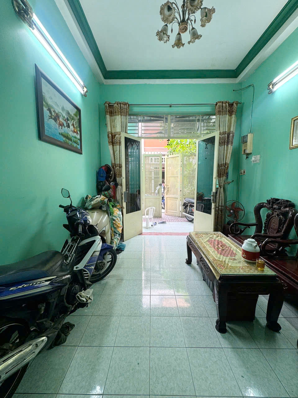 Nhà 2 lầu/ST cạnh MT Phạm Hùng P5Q8, Giá : 8.9 Tỷ (Thương lượng)