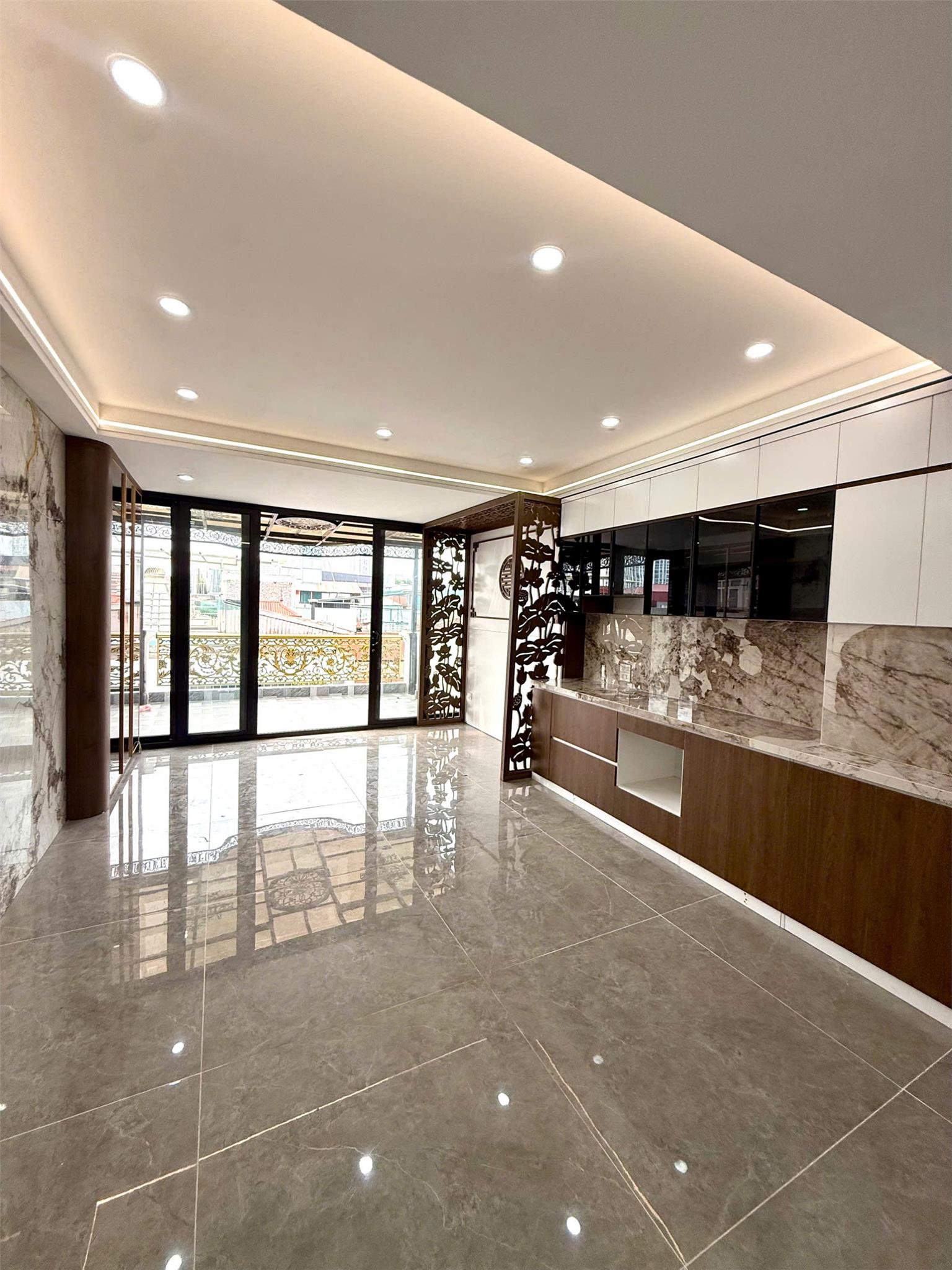BÁN NHÀ 6 TẦNG – Ô TÔ VÀO NHÀ – HOÀNG MAI - Địa chỉ: Số 3, ngõ 299/56/58 Hoàng Mai-3