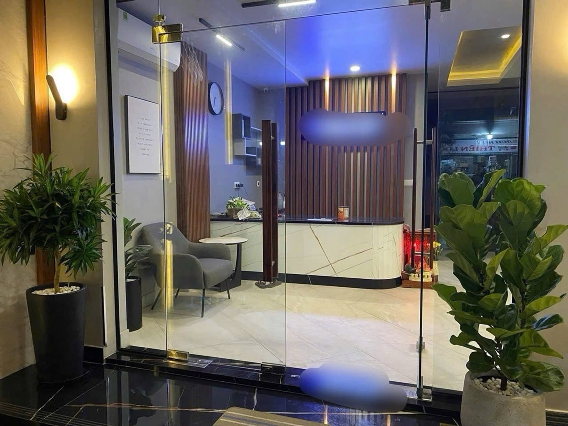 Mặt tiền 4 tầng KDC Phú Lợi đường Lê Bôi 7x20 chỉ 17 tỷ còn thương lượng