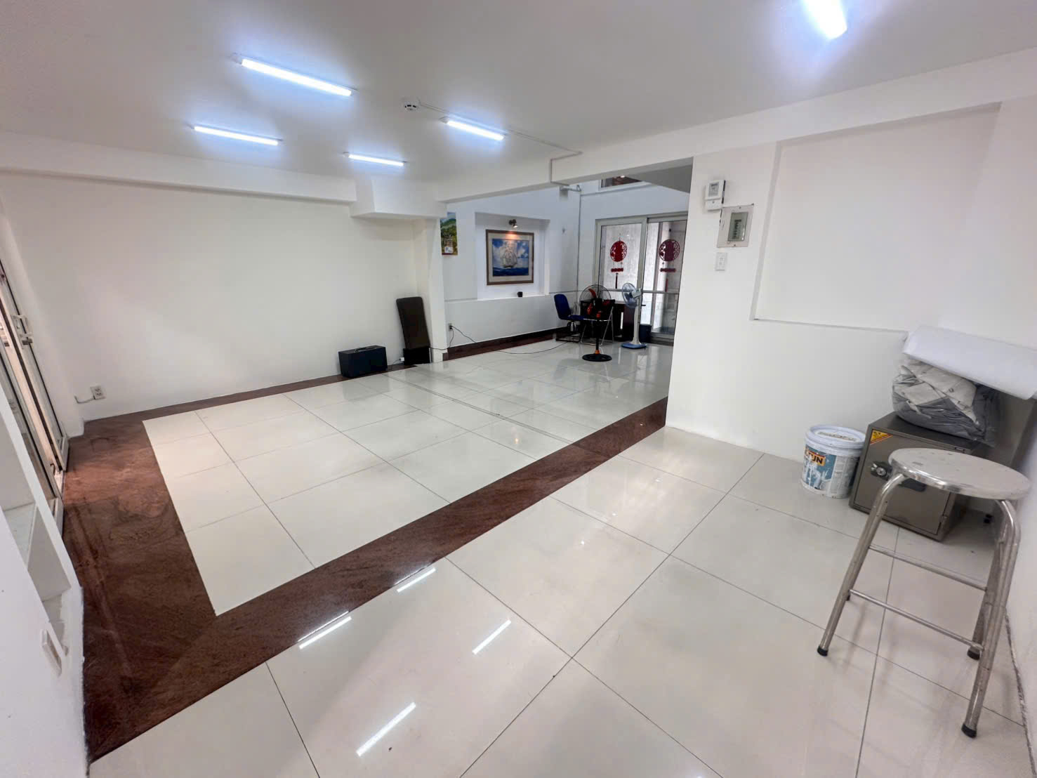 CHO THUÊ MẶT BẰNG KINH DOANH – HẺM NGUYỄN BỈNH KHIÊM, QUẬN 1 Có thể nhận mặt bằng và vào kinh doanh ngay-3