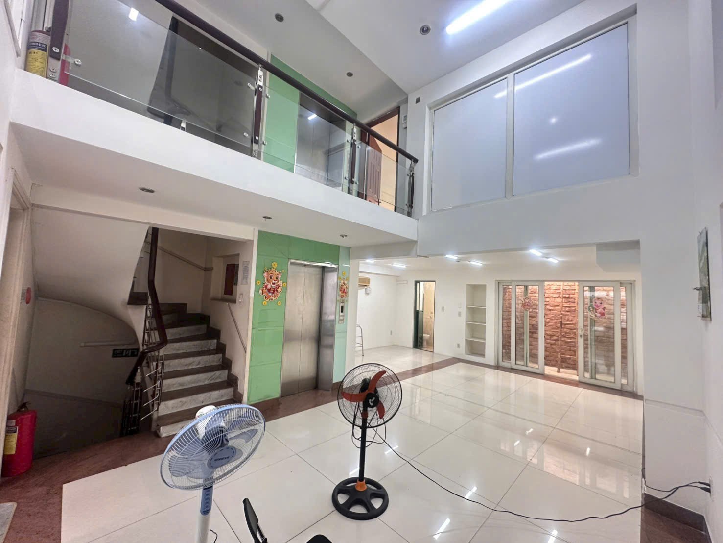 CHO THUÊ MẶT BẰNG KINH DOANH – HẺM NGUYỄN BỈNH KHIÊM, QUẬN 1 Có thể nhận mặt bằng và vào kinh doanh ngay