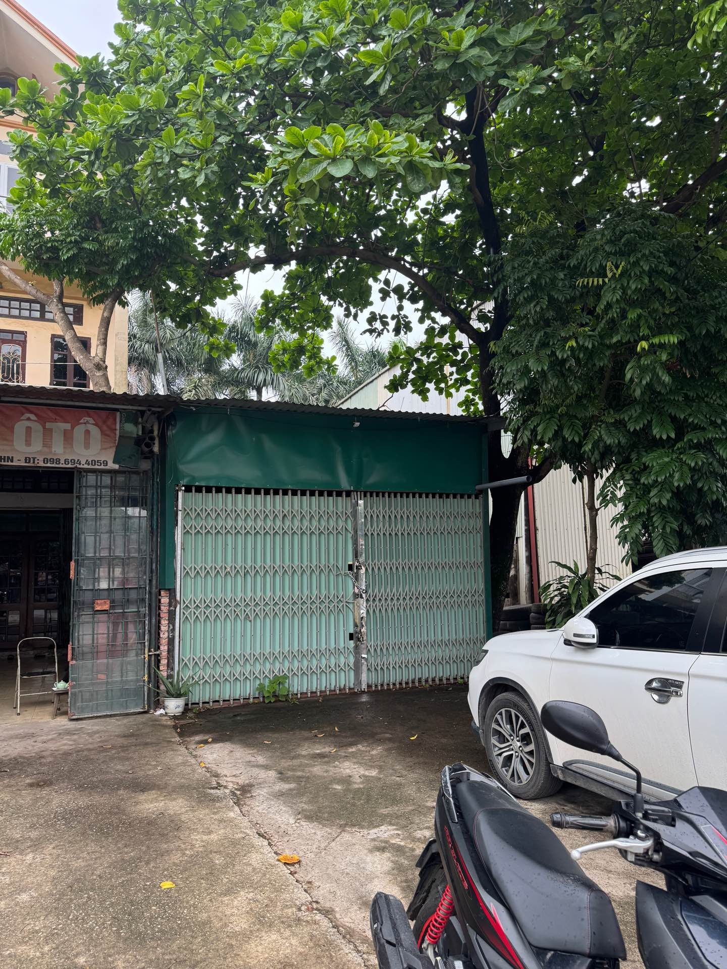 Bán nhà Thạch Bàn 9 tỷ 50m ngõ thông sổ đỏ Long Biên