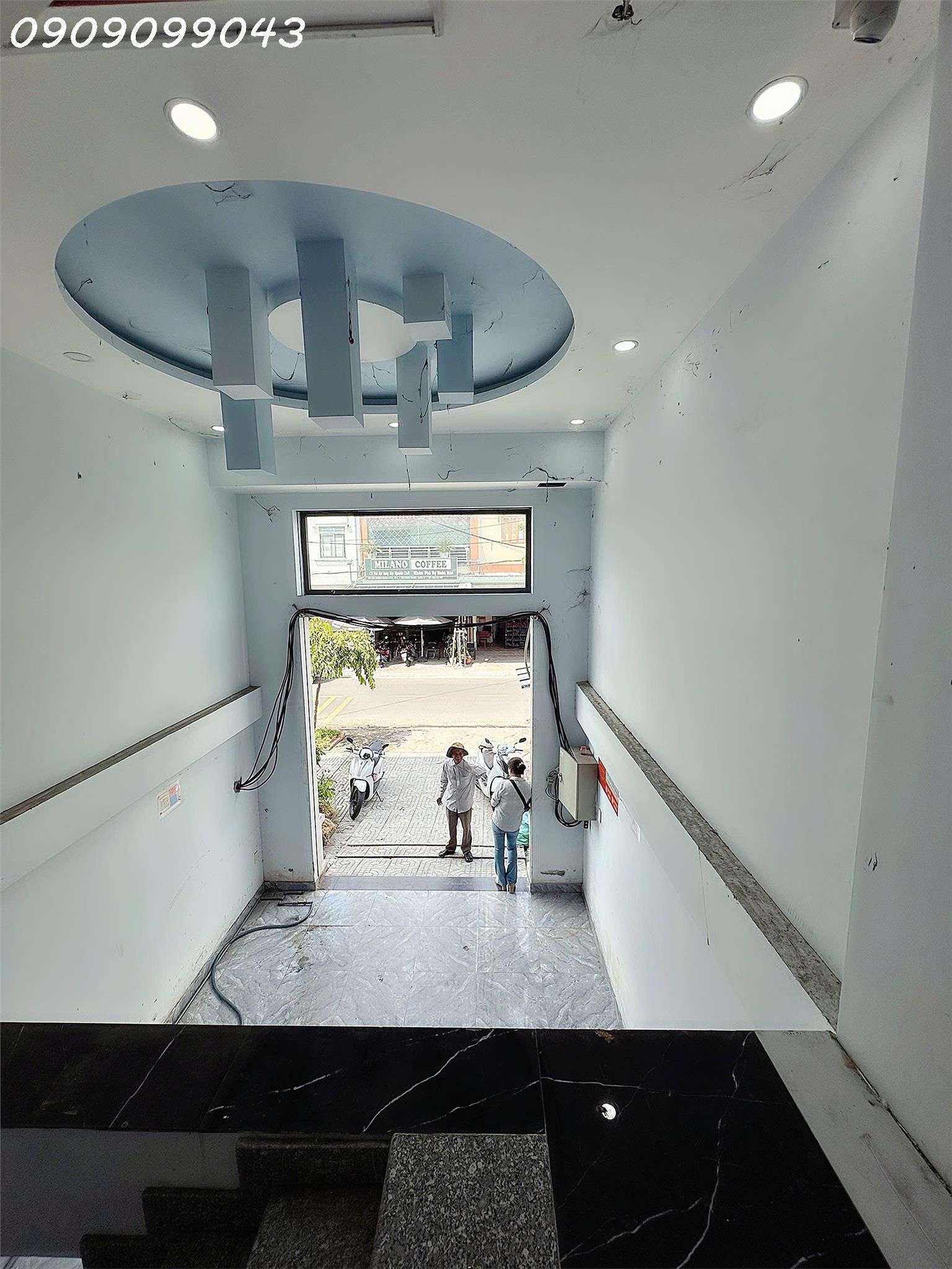 SONG HÀNH Q12 – CHDV CAO CẤP 6 TẦNG – THANG MÁY